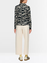 Load image into Gallery viewer, Marc Cain Blazer with Animal Print