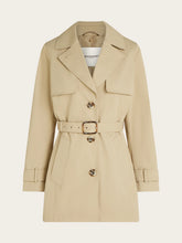 Load image into Gallery viewer, Beaumont Chelsea Trenchcoat in Soft Camel
