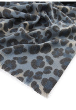 Load image into Gallery viewer, Codello Scarf in a Narrow Size with a leopard Pattern in Blue