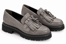 Load image into Gallery viewer, Kennel & Schmenger Lana Loafer in Grey
