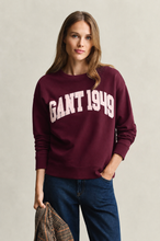 Load image into Gallery viewer, Gant Graphic C-Neck Sweat in Darkened Wine