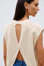 Load image into Gallery viewer, Suncoo Plama Top in White