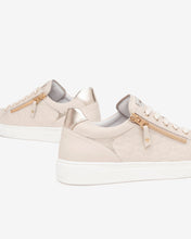 Load image into Gallery viewer, NeroGiardini Leather Trainers in Sand