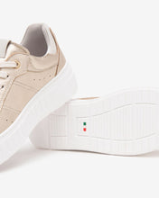 Load image into Gallery viewer, NeroGiardini Trainers in Gold