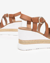 Load image into Gallery viewer, NeroGiardini Leather Sandal in Brown