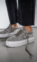 Load image into Gallery viewer, Kennel & Schmenger Suede/Glitter