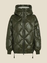 Load image into Gallery viewer, Beaumont Icaris Jacket in Olive