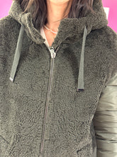 Load image into Gallery viewer, Ventcouvert Bi Material Down Jacket