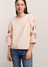 Load image into Gallery viewer, Summum Sequins Sleeve Sweater
