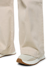 Load image into Gallery viewer, MarcCain WARRI Wide-Cut Jeans in Beige