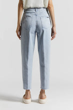 Load image into Gallery viewer, Peserico Denim Carrot Trousers