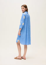 Load image into Gallery viewer, Rosso35 Embroidered Garment-Dyed Shirt Dress in Blue