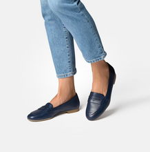 Load image into Gallery viewer, Paul Green 2389 Navy Slipper Shoe
