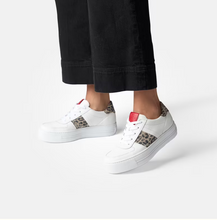 Load image into Gallery viewer, Paul Green 5230 in White with leopard