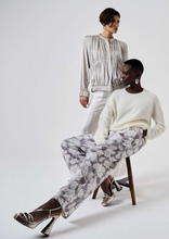 Load image into Gallery viewer, Herzen Trousers 6813 in Cloud Superwhite