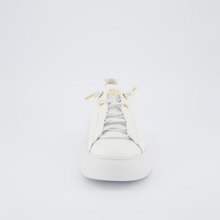 Load image into Gallery viewer, Paul Green Maincalf in White