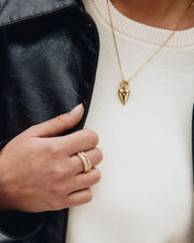 Load image into Gallery viewer, EDBLAD Amore Necklace L Gold