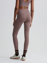 Load image into Gallery viewer, Varley FreeSoft High Rise Leggings 25' in Deep Taupe