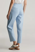 Load image into Gallery viewer, Gant Tailored Linen Stretch Pants in Fresh Blue