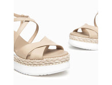 Load image into Gallery viewer, NeroGiardini E410560D in Beige