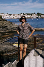 Load image into Gallery viewer, 0039 Italy Daisy Blouse in Navy
