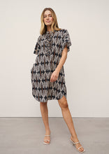 Load image into Gallery viewer, 0039 Italy Daisy Dress in Navy
