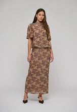 Load image into Gallery viewer, Dea Kudibal Aria Jacket with Bows
