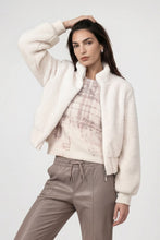Load image into Gallery viewer, Monari Teddy Jacket in Pearly
