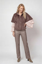 Load image into Gallery viewer, Monari Cape with Faux Fur in Taupe

