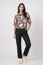Load image into Gallery viewer, Monari Sweatshirt with Floral Pattern Antique White Pattern
