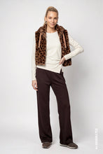 Load image into Gallery viewer, Monari Faux fur vest in Leopard Print
