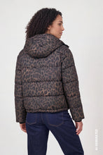 Load image into Gallery viewer, Monari Quilted Jacket with Leopard Pattern
