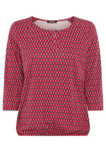 Load image into Gallery viewer, Olsen Geo Print Slip T-Shirt in Red
