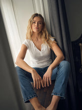 Load image into Gallery viewer, Mos Mosh Troy T-Shirt in White
