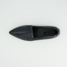 Load image into Gallery viewer, Paul Green 1225 in Navy
