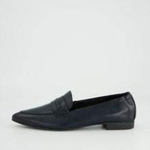Load image into Gallery viewer, Paul Green 1225 in Navy

