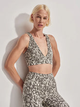 Load image into Gallery viewer, Varley Move Walsh Bra
