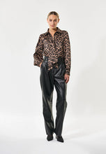 Load image into Gallery viewer, Dea Kudibal Kikki Blouse with Bow in Leopard
