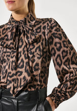 Load image into Gallery viewer, Dea Kudibal Kikki Blouse with Bow in Leopard
