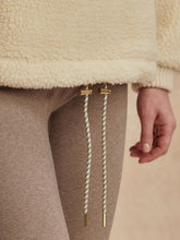 Load image into Gallery viewer, Varley Hendrik Half-Zip Sherpa in Egret
