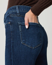 Load image into Gallery viewer, Marlow Skimmer in Chambre
