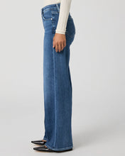Load image into Gallery viewer, Paige Tatum 32&#39; Wide-Leg Jeans in BookShelf
