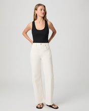 Load image into Gallery viewer, Paige Arellia Skimmer Barrell Jeans in Cream Contrast

