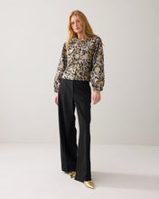 Load image into Gallery viewer, Summum Fancy Boxy Jacket in Black
