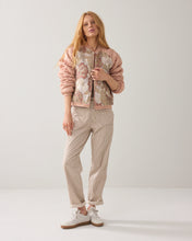 Load image into Gallery viewer, Summum Quilted Bomber Jacket in Faded Rose
