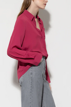 Load image into Gallery viewer, Luisa Cerano Silk Blend Shirt in Berry Pink
