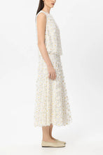 Load image into Gallery viewer, Luisa Cerano Blouse Top with Flowers
