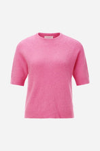 Load image into Gallery viewer, Rich &amp; Royal Seamless Short Sleeve Sweater in Pink Radiance
