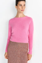 Load image into Gallery viewer, Rich &amp; Royal Crew-Neck Drop Shoulder in Pink Radiance
