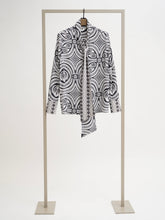 Load image into Gallery viewer, Herzen Blouse in Schiefer Superwhite
